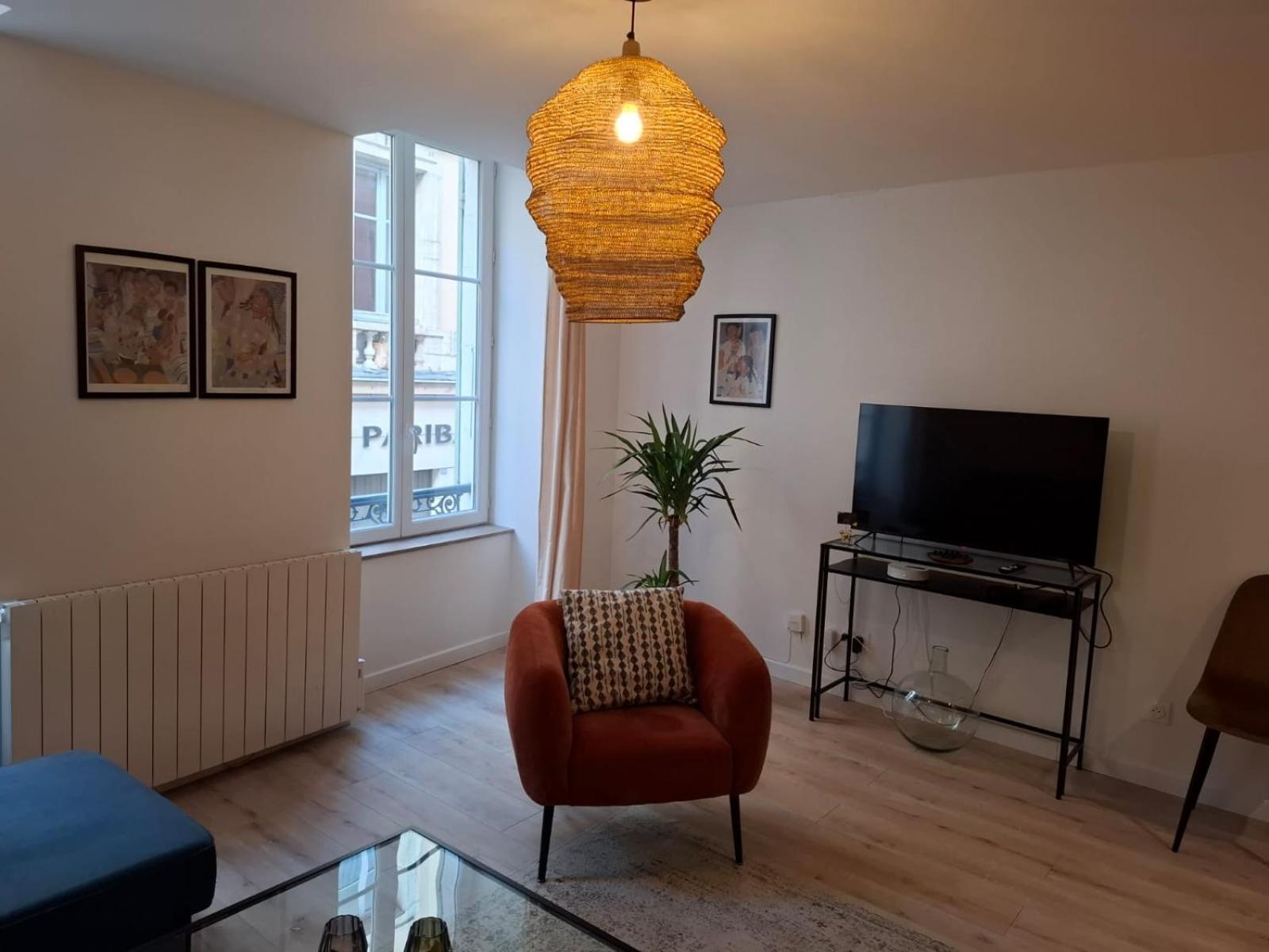 Joli Appartement Au Coeur De Mâcon Εξωτερικό φωτογραφία